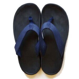 OluKai Ohana Thong Sandals 38 US 8 Blue